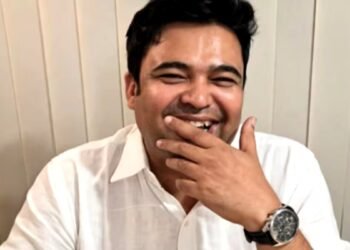 डमी गाने लिखते-लिखते बदली किस्मत, असिस्टेंट डायरेक्टर से बन गए गीतकार, ‘टॉक्सिक’ के गाने से मचाई ‘तबाही’
