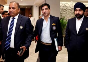 ‘दोनों ट्रॉफी भारत आएंगी’, नकवी से एशिया कप ट्रॉफी लेने से इनकार के बाद बीसीसीआई का दावा
