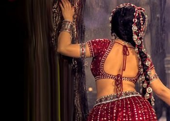 लता मंगेशकर के सुरों से सजा नायाब गाना, बारिश में जमकर नाची थी जितेंद्र की हीरोइन, डायरेक्टर का सच हुआ था ये सपना