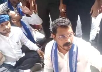 ‘CBI जांच नहीं हुई तो कल उग्र आंदोलन होगा…’, चंद्रशेखर आजाद की Warning, गोंडा जा रहे काफिले पर हमले का आरोप