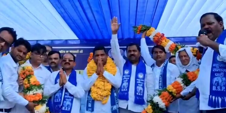 2027 के लिए कालपी में बसपा का पहला बड़ा दांव, वीरपाल सिंह चौहान को बनाया प्रभारी प्रत्याशी