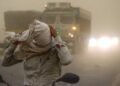 Noida Dust Strom: नोएडा और ग्रेनो में धूल भरी आंधी, यूपी में धूप बढ़ाएगा पारा, सर्दी कब तक आएगी