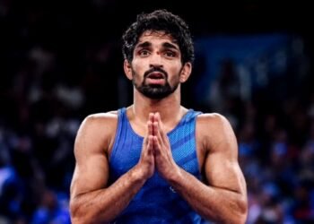 Asian Games: बचपन में उठा मां-बाप का साया, अपनों के प्यार और अखाड़े की तपस्या से अब अमन सहरावत ने देश को दिलाया गोल्ड