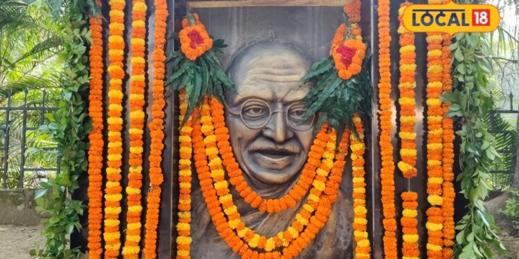 काशी में महात्मा गांधी ने देखा था स्वच्छ भारत का सपना, लेकिन दिल को चुभ गई थी ये बात