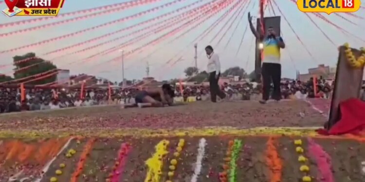 झांसी के पहलवान महंगे सप्लीमेंट की बजाय दूध, चना, बादाम और देसी खानपान से बना रहे सेहत, कुश्ती को लेकर दिखा उत्साह