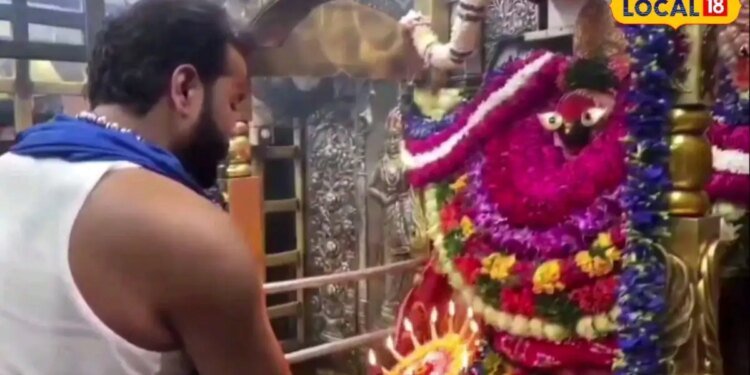 शत्रुओं का करना है नाश तो नवरात्रि में मां विंध्यवासिनी धाम में करें पूजा, पढ़ें दुर्गा कवच, जानें पूजा की विधि