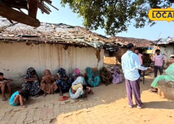 Chitrakoot News : ‘बहुत दिक्कत होती है’, चित्रकूट के इस गांव में आजादी के बाद पहली बार जलेगी बिजली