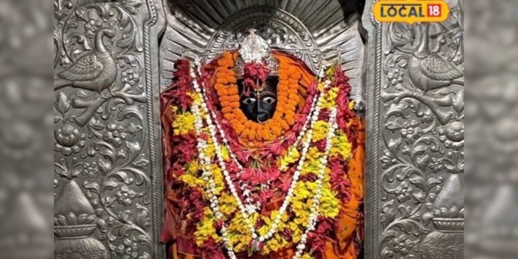नवरात्रि में जरूर करें आजमगढ़ के इन देवी स्थानों के दर्शन, यहां माथा टेकने मात्र से दूर हो जाते हैं सारे कष्ट