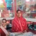 झांसी की कल्पना ने राष्ट्रीय ग्रामीण आजीविका मिशन से मदद न मिलने पर खोली कपड़ों की दुकान, बन रहीं आत्मनिर्भर