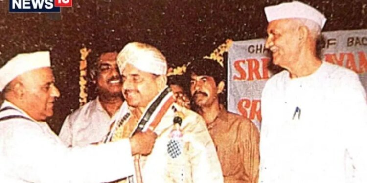 Mulayam Singh Death Anniversary: ‘मुलायम बड़े भाई हैं’, कैसे डकैत निर्भय गुर्जर के बयान से डकैतों का हुआ अंत?