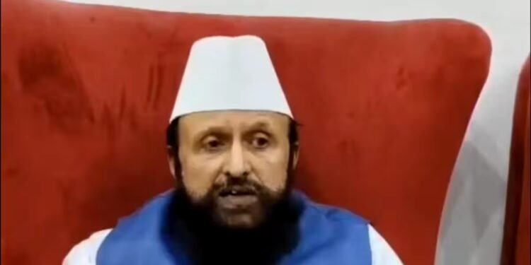 ‘कांवड़ियों के डीजे पर नहीं, तो 3 मिनट की अजान पर क्यों?’ आयशा मस्जिद पर हाईकोर्ट के आदेश के बाद संभल सांसद के पिता का सवाल