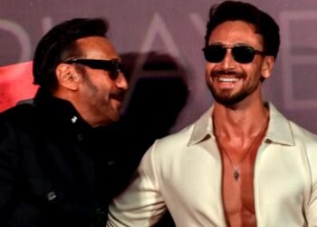 Tiger Shroff Firing Update: गोली लगने के बाद अब कैसी है टाइगर श्रॉफ की हालत? पिता जैकी ने दी अपडेट