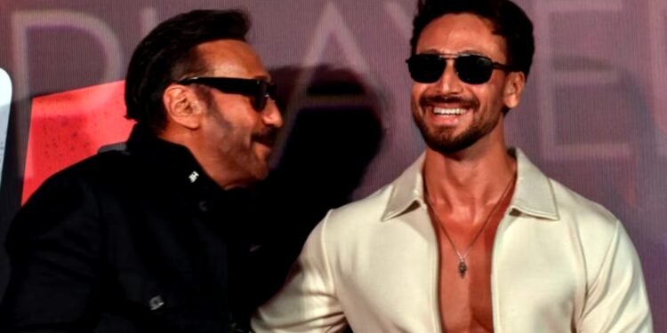 Tiger Shroff Firing Update: गोली लगने के बाद अब कैसी है टाइगर श्रॉफ की हालत? पिता जैकी ने दी अपडेट