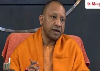 यूपी में बड़े स्तर पर तबादले; कई जिलों के पुलिस कप्तान समेत 20 आईपीएस अफसरों की जिम्मेदारी बदली, Uttar-pradesh Hindi News