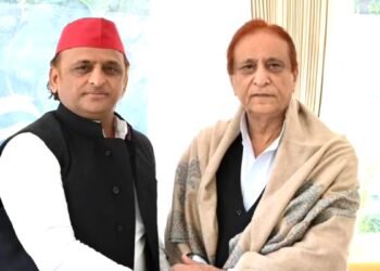 Akhilesh Yadav Azam Khan Meeting Live: आजम-अखिलेश की मुलाकात, बिछ जाएगी चुनावी बिसात, मुसलमानों को खास मैसेज