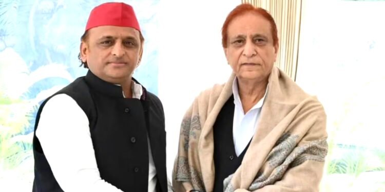 Akhilesh Yadav Azam Khan Meeting Live: आजम-अखिलेश की मुलाकात, बिछ जाएगी चुनावी बिसात, मुसलमानों को खास मैसेज