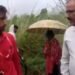 जमीन नापने पहुंचे लेखपाल ने पहले पूछी जाति, फिर SC-ST एक्ट की दी धमकी, वीडियो वायरल 