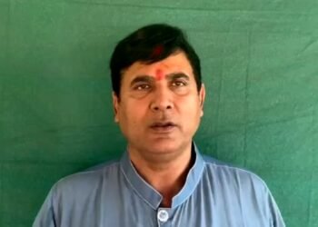 लड़कियों को पीटने वाले BJP विधायक नंदकिशोर के आदमी? सपा का बड़ा आरोप, MLA ने दी सफाई