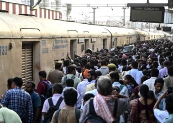 UPSSSC PET के लिए लखनऊ में खास इंतजाम, 5 स्पेशल ट्रेनें चलेंगी, 24 घंटे मिलेंगी बसें